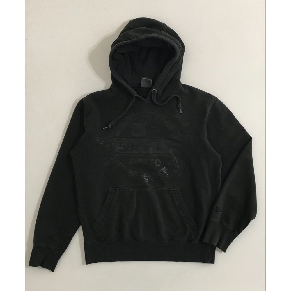 New Era Mens M Black Graphic Hoodies Crew Neck Drawstring Pocket Pullover